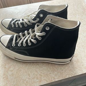 Barely worn converse